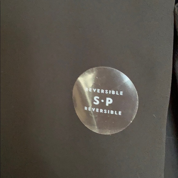 Black non-fitted tank top - Picture 2 of 5